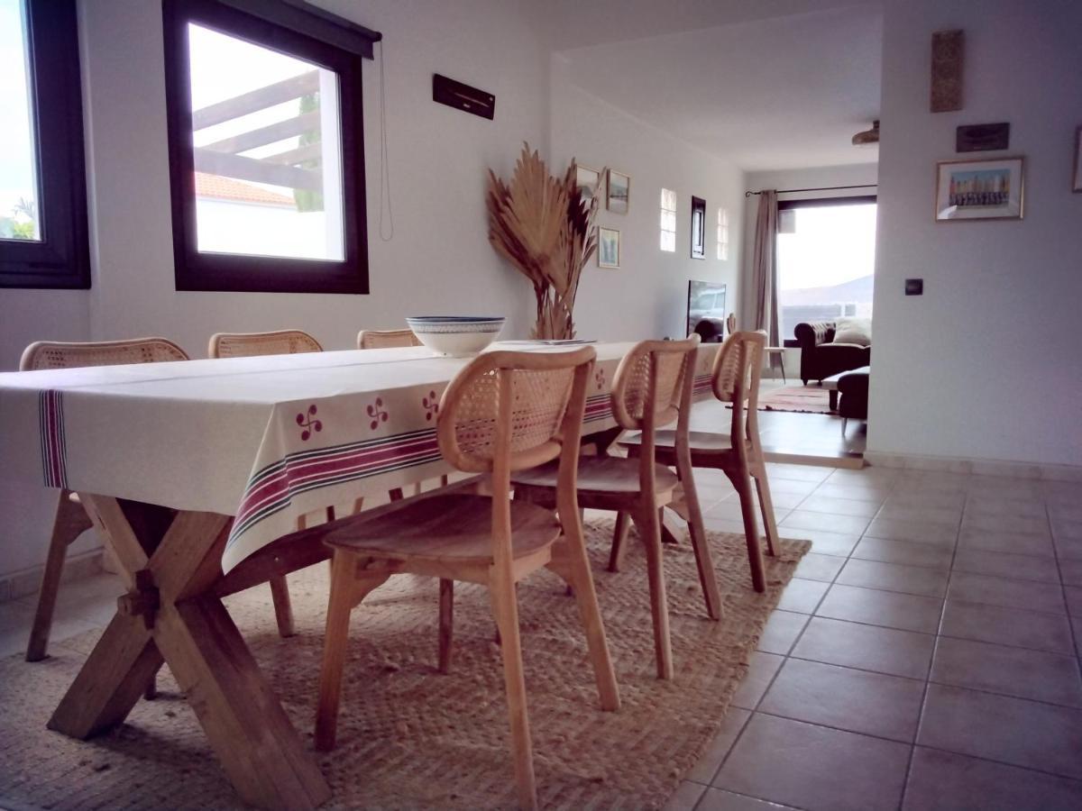 Surfwhitehouse Villa Лахарес Екстериор снимка