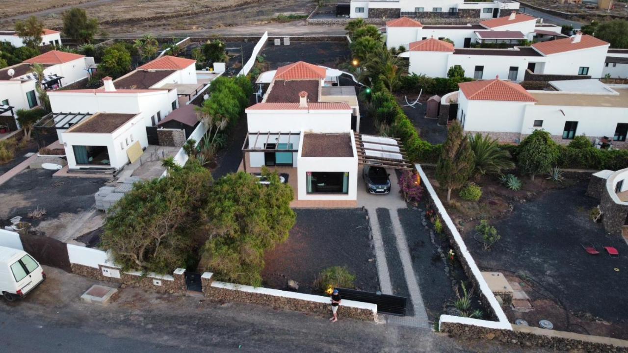 Surfwhitehouse Villa Лахарес Екстериор снимка